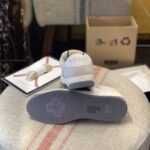 Gucci Dirty Snakers Shoes - Image 5