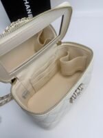 Chanel Handle Chain Vanity Case 796 - Image 18
