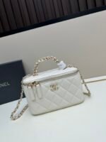 Chanel 24K Diamond Handle Box Bag 2878 - Image 28