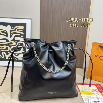 LV Damier Ebene Off-Duty