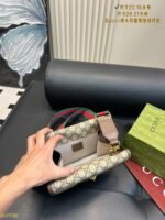 Gucci Double-Sided Tiger Head Waist Bag 10A - Image 8