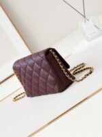 Chanel 10A Handbag Shoulder Bag Top Mirror Quality Version CHANEL AS5011 - Image 4