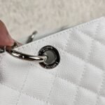 CHANEL GST 50995 Caviar Tote Bag - Image 34