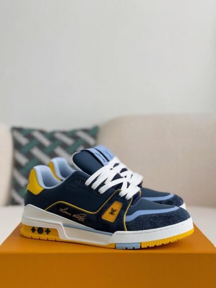 LOUIS VUITTON TRAINER SNEAKERS