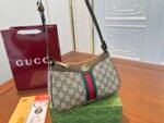 GUCCI Jacket Underarm Bag - Image 3