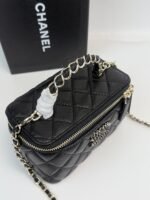 Chanel Handle Chain Vanity Case 796 - Image 32
