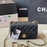 Chanel CF18 Crossbody Shoulder Bag - Image 5
