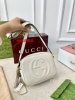 GUCCI Crossbody Camera Bag - Image 5