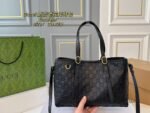 GUCCI Emblem monogram tote bag - Image 2