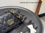 CHANEL Underarm Bag 11cm - Image 6