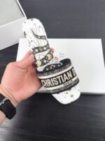 Dior Slipper Sandals Low Heel Shoes - Image 5