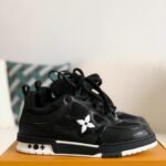 Louis Vuitton LV  RUNNER TATIC  Sneakers