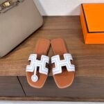 Hermes Slipper Sandals Shoes - Image 2
