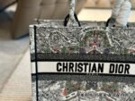 Dior Book Tote Bag Handbag - Image 4