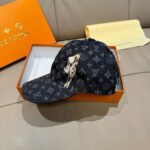 LV Baseball Cap - Iv Silk Screen Satin & Full-Grain Leather Gift Set - Image 6