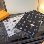 Louis Vuitton Reykjavik 2.0 Cashmere Monogram Scarf - Image 15