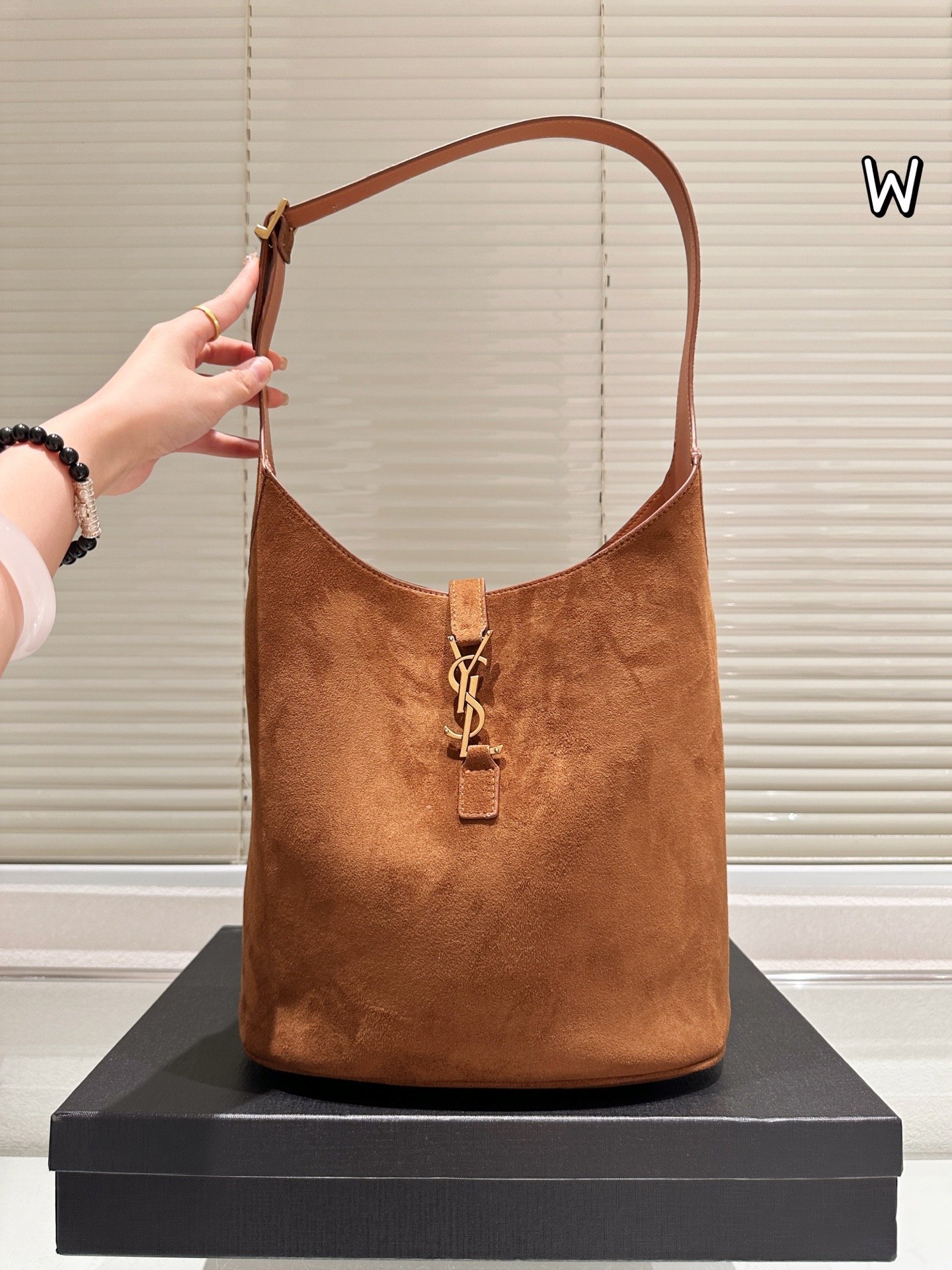 67E3D174-ECCC-9461-F17F-2F205EEDB907 YSL Suede Tote Bag 32cm Ultra-Soft Microfiber - Image 1