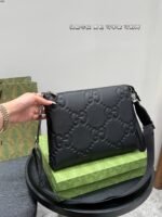 Gucci Embossed Men's Clutch - Image 10