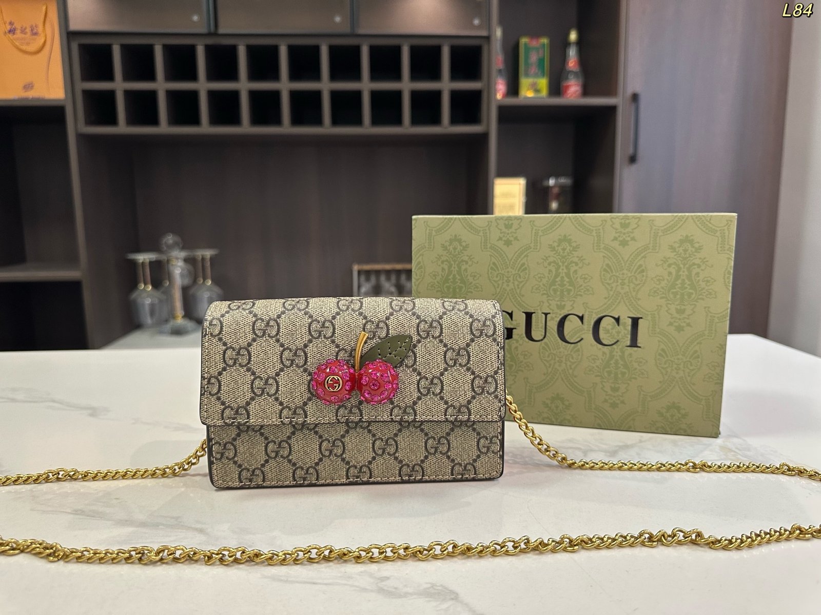 82ED4ABC-A95D-966C-87C2-D955FF4B937D Gucci Garden Cherry Chain Bag - Image 1