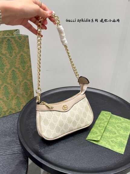 Gucci's new Ophidia chain mini mahjong bag