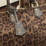 LV Keepall 30 Bandouliere - Image 2