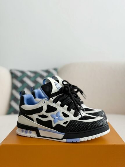 LOUIS VUITTON RUNNER TATIC sneakers