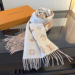 Louis Vuitton Reykjavik 2.0 Cashmere Monogram Scarf - Image 9