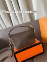 HERMES Mini Shoulder Bag - Image 25