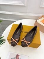 Louis Vuitton Slide Sandals Slipper - Image 3