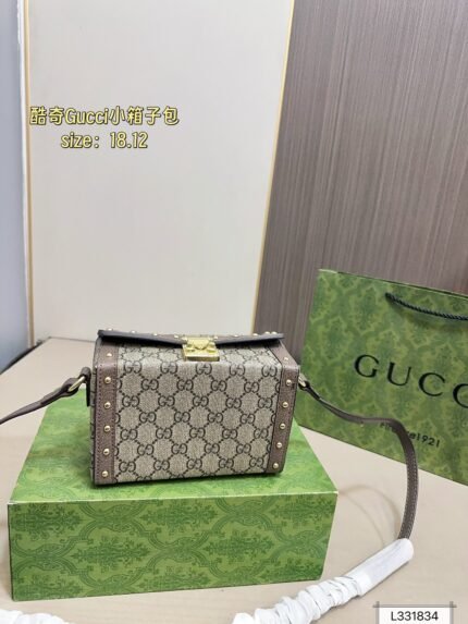 Gucci new small box bag