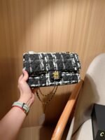 Chanel 25cm CF Sparkle Boucle Bag - Image 20