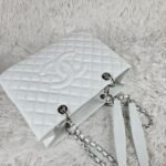 CHANEL GST 50995 Caviar Tote Bag - Image 32
