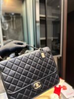 Chanel Quilted Retro Shoulder Bag 10A - Image 7