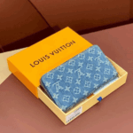 Louis Vuitton LV ippy Zipper Money Clip bags - Image 3