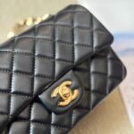 Chanel CF18 Crossbody Shoulder Bag - Image 11