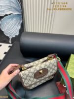 Gucci Double-Sided Tiger Head Waist Bag 10A - Image 6
