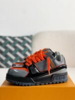 LOUIS VUITTON TRAINER MAXI  SNEAKERS - Image 2