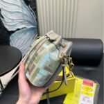 FENDI Fendi Iconic embossed FF pattern Bucket Bpattern Bucket Bag Shoulder Handbag  8BS093-AUPI-F1SKI - Image 7