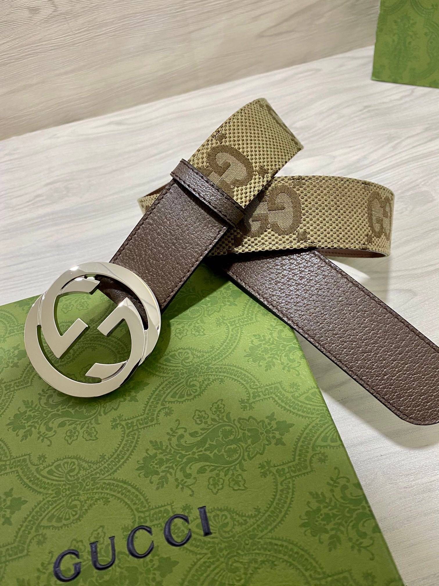 EC2851D7-AF8A-FE87-F1B4-B0A77673AE81 Gucci Leather Belts - Image 1