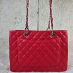 CHANEL GST 50995 Caviar Tote Bag - Image 4
