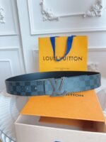Louis Vuitton LV Leather Belts 1:1 Mirror Version - Image 2