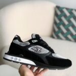 Louis Vuitton LV SN - Image 2