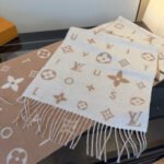 Louis Vuitton Reykjavik 2.0 Cashmere Monogram Scarf - Image 5