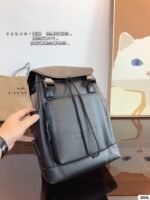 Coach Men's Backpack Double Zippers - Image 3