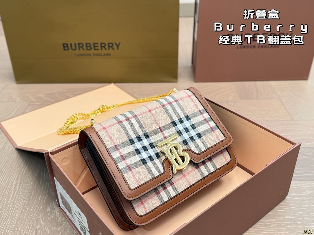 c09d3d5f53af6b0de5581b5ce3cb0b46 Burberry TB Flap Bag Signature B Lock Design - Image 1