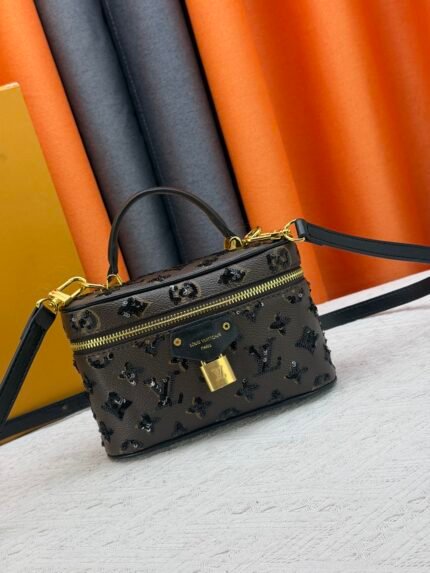 LV LuxeCraft M27049 Winter Sparkle Detachable Strap Clutch