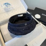 CHANEL Classic Cashmere Blend Beret Hat - Image 4