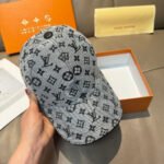 Gucci Baseball Cap - SS New Release Logo Webbing Unisex - Image 8